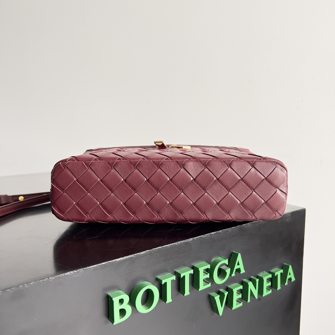 Bottega Veneta Cosmetic Bags